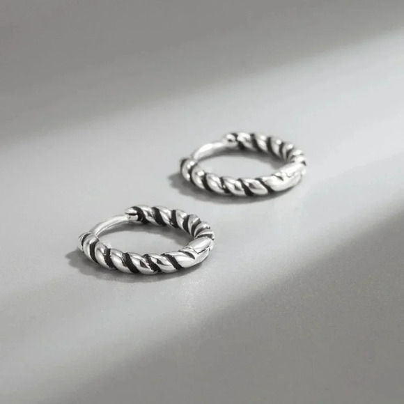 925 Sterling Silver Small Huggie Hoop Earrings Textured Huggies - Picture 6 of 6